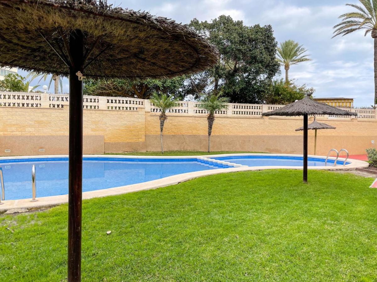 Apartamento Con Gran Patio A 1 Min De La Playa 엘 캄펠로 외부 사진